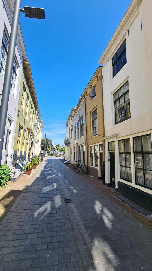 Rijksmonument Havenzicht, Met Zeezicht, Ligging Direct Aan Zee En Centrum Vlissingen Exterior photo